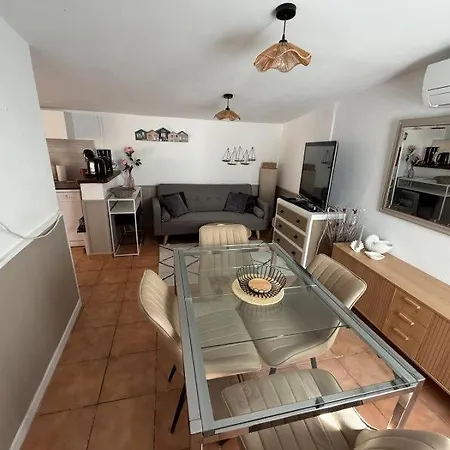 Dom wakacyjny - Maisonnette Climatisee 4 Personnes
